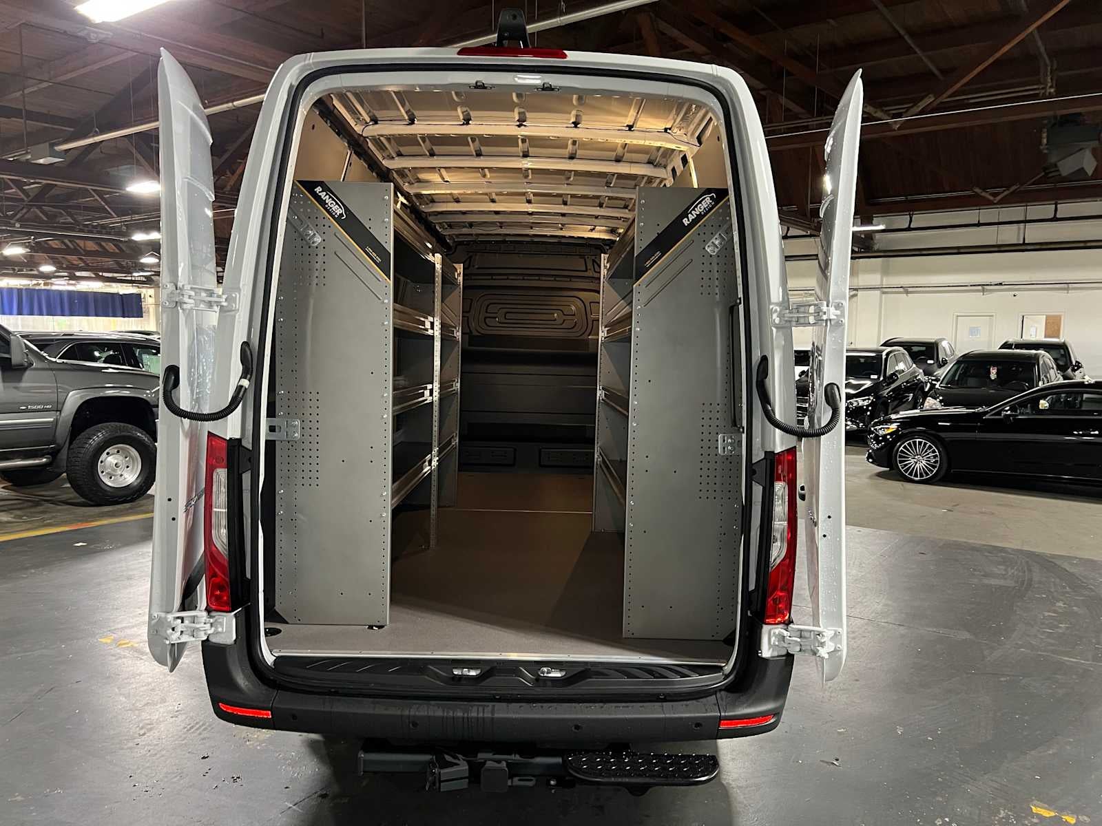 2026 Mercedes-Benz Sprinter 2500 High Roof I4 Diesel HO 170 RWD