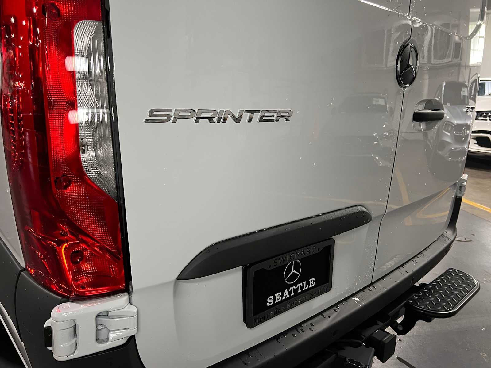2026 Mercedes-Benz Sprinter 2500 High Roof I4 Diesel HO 170 RWD