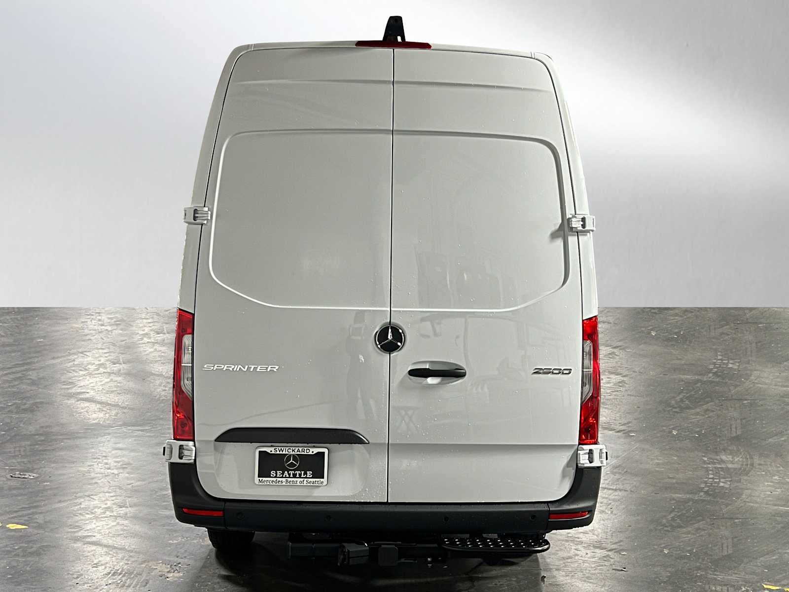 2026 Mercedes-Benz Sprinter 2500 High Roof I4 Diesel HO 170 RWD