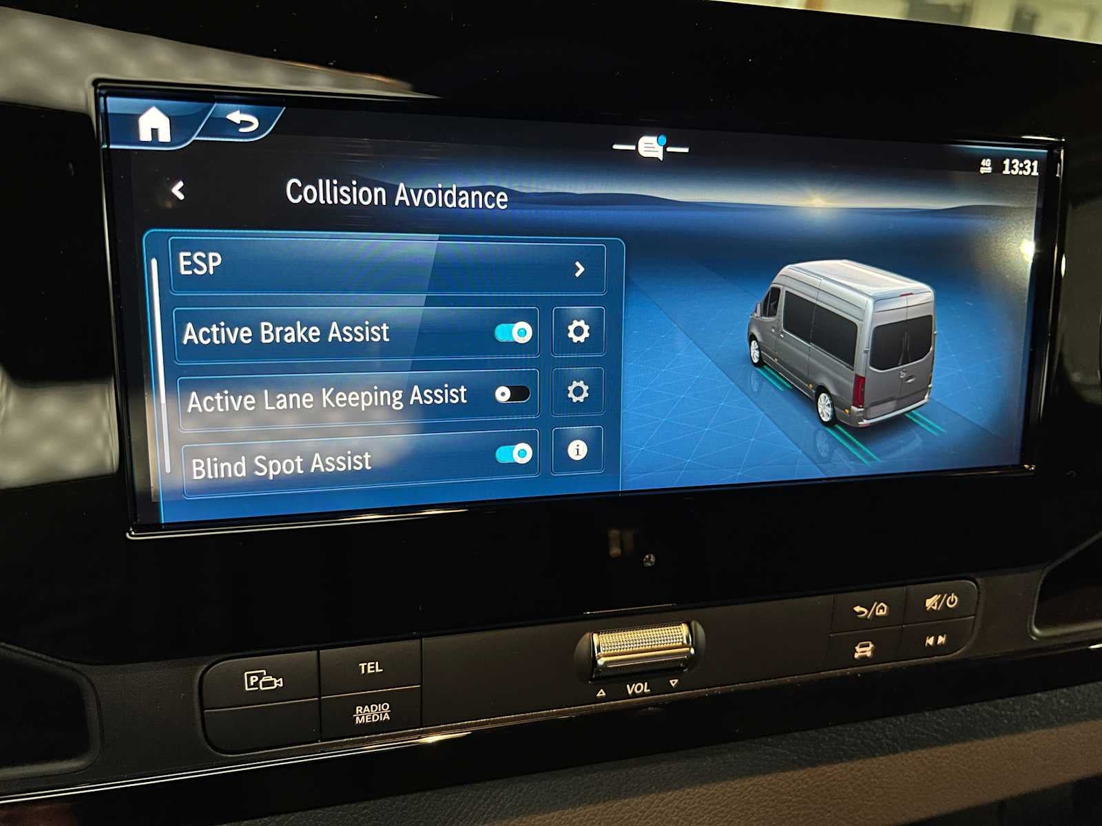 2026 Mercedes-Benz Sprinter 2500 High Roof I4 Diesel HO 170 RWD