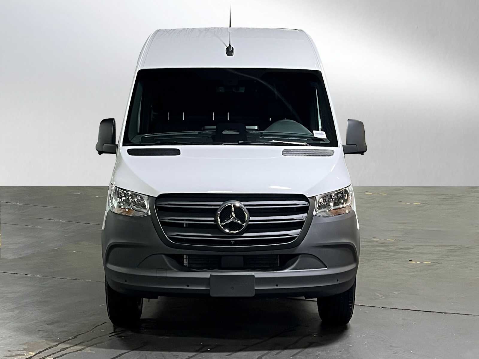 2026 Mercedes-Benz Sprinter 2500 High Roof I4 Diesel HO 170 RWD