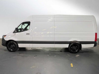 2026 Mercedes-Benz Sprinter 2500 High Roof I4 Diesel HO 170 RWD