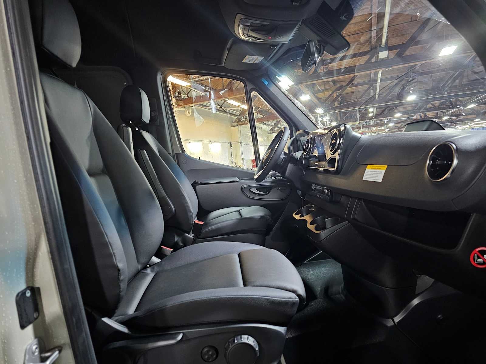 2026 Mercedes-Benz Sprinter 2500 High Roof I4 Diesel HO 170 AWD