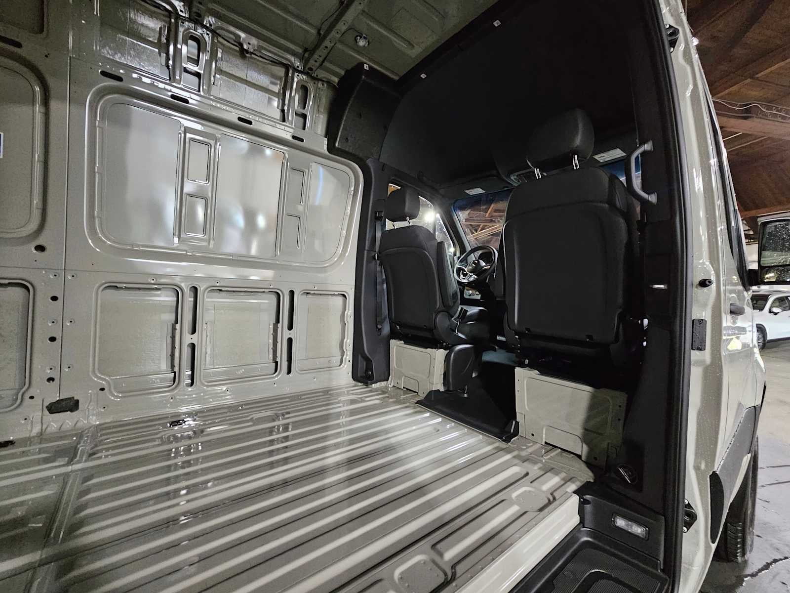 2026 Mercedes-Benz Sprinter 2500 High Roof I4 Diesel HO 170 AWD