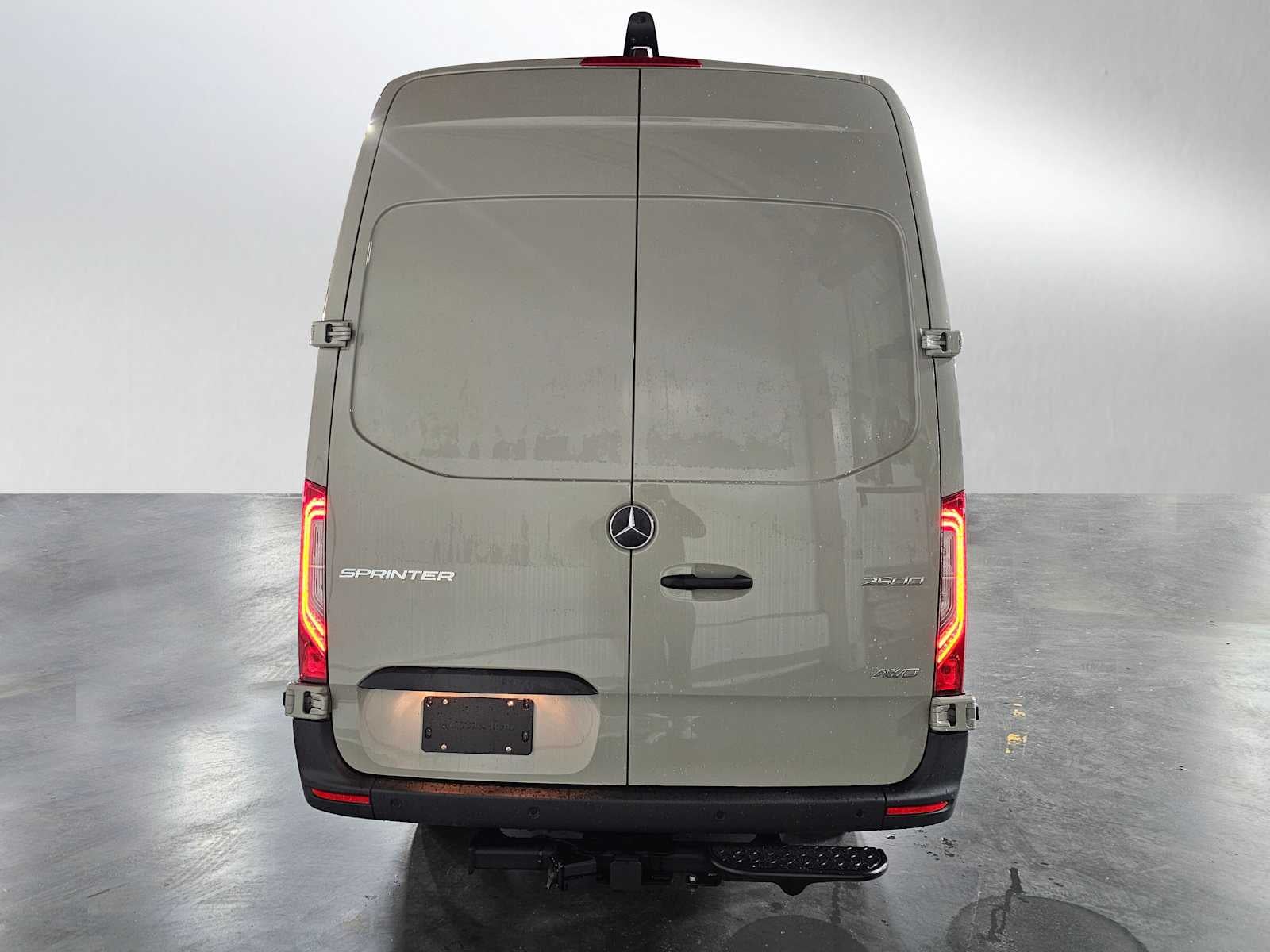 2026 Mercedes-Benz Sprinter 2500 High Roof I4 Diesel HO 170 AWD