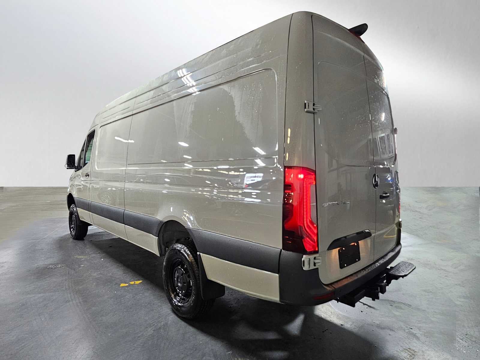 2026 Mercedes-Benz Sprinter 2500 High Roof I4 Diesel HO 170 AWD