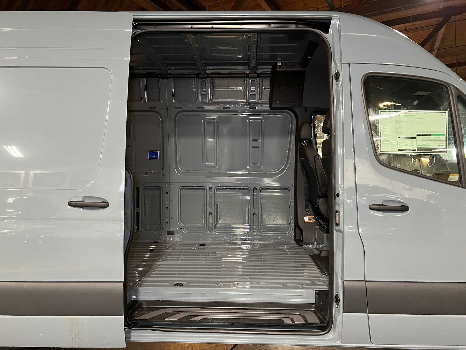 2026 Mercedes-Benz Sprinter 2500 High Roof I4 Diesel HO 170 AWD