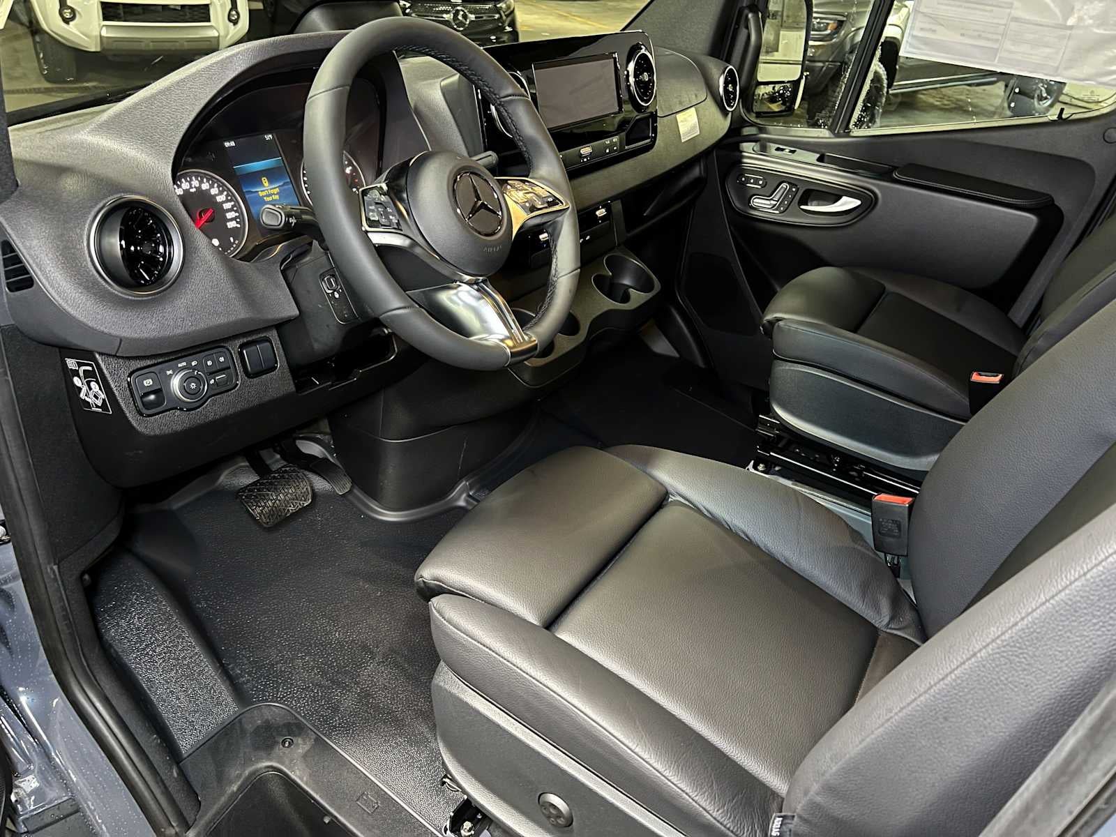2026 Mercedes-Benz Sprinter 2500 High Roof I4 Diesel HO 170 AWD