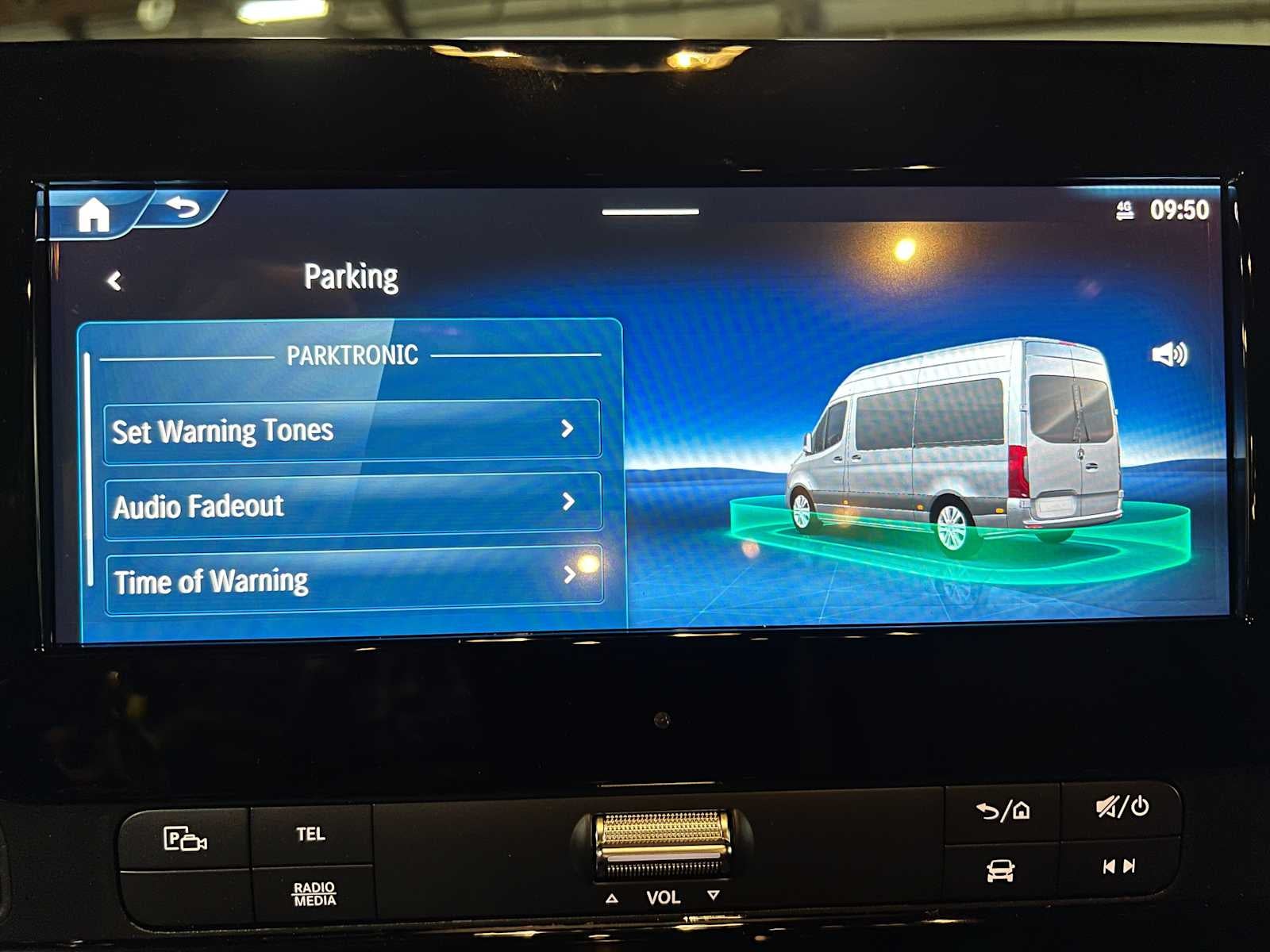 2026 Mercedes-Benz Sprinter 2500 High Roof I4 Diesel HO 170 AWD