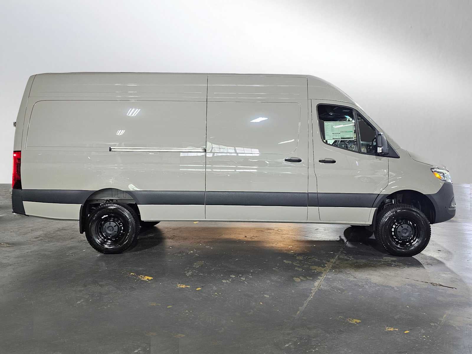 2026 Mercedes-Benz Sprinter 2500 High Roof I4 Diesel HO 170 AWD