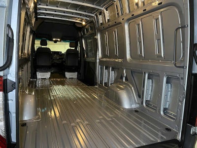 2026 Mercedes-Benz Sprinter 2500 High Roof I4 Diesel HO 170 AWD