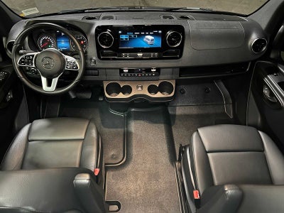 2022 Mercedes-Benz Sprinter Passenger Van 2500 Standard Roof V6 144 RWD