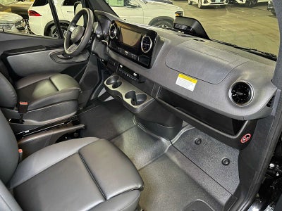 2025 Mercedes-Benz Sprinter Passenger Van 2500 Standard Roof I4 Diesel 144 RWD