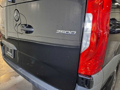 2025 Mercedes-Benz Sprinter Passenger Van 2500 Standard Roof I4 Diesel 144 RWD