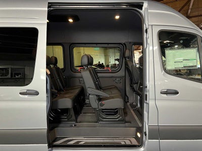 2025 Mercedes-Benz Sprinter Passenger Van 2500 Standard Roof I4 Diesel HO 144" RWD