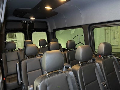 2025 Mercedes-Benz Sprinter Passenger Van 2500 Standard Roof I4 Diesel HO 144" RWD