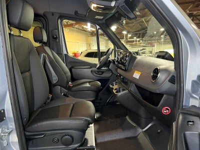 2025 Mercedes-Benz Sprinter Passenger Van 2500 Standard Roof I4 Diesel HO 144" RWD