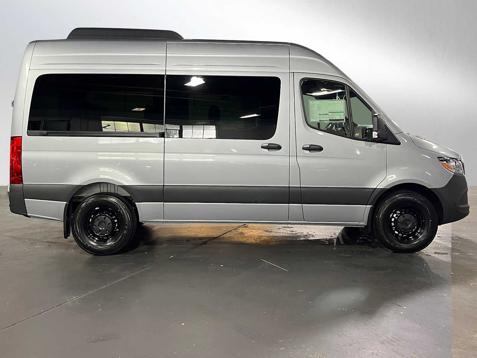 2025 Mercedes-Benz Sprinter Passenger Van 2500 Standard Roof I4 Diesel HO 144" RWD