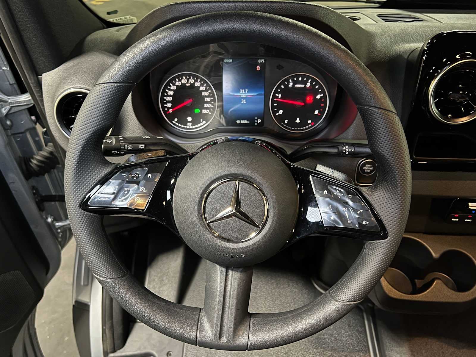2025 Mercedes-Benz Sprinter Passenger Van 2500 Standard Roof I4 Diesel HO 144 RWD