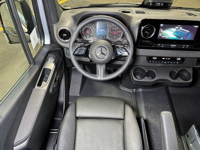 2025 Mercedes-Benz Sprinter Passenger Van 2500 Standard Roof I4 Diesel HO 144 RWD
