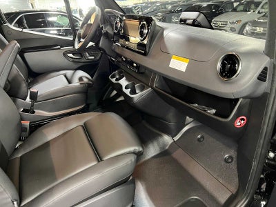 2026 Mercedes-Benz Sprinter Passenger Van 2500 Standard Roof I4 Diesel HO 144 AWD