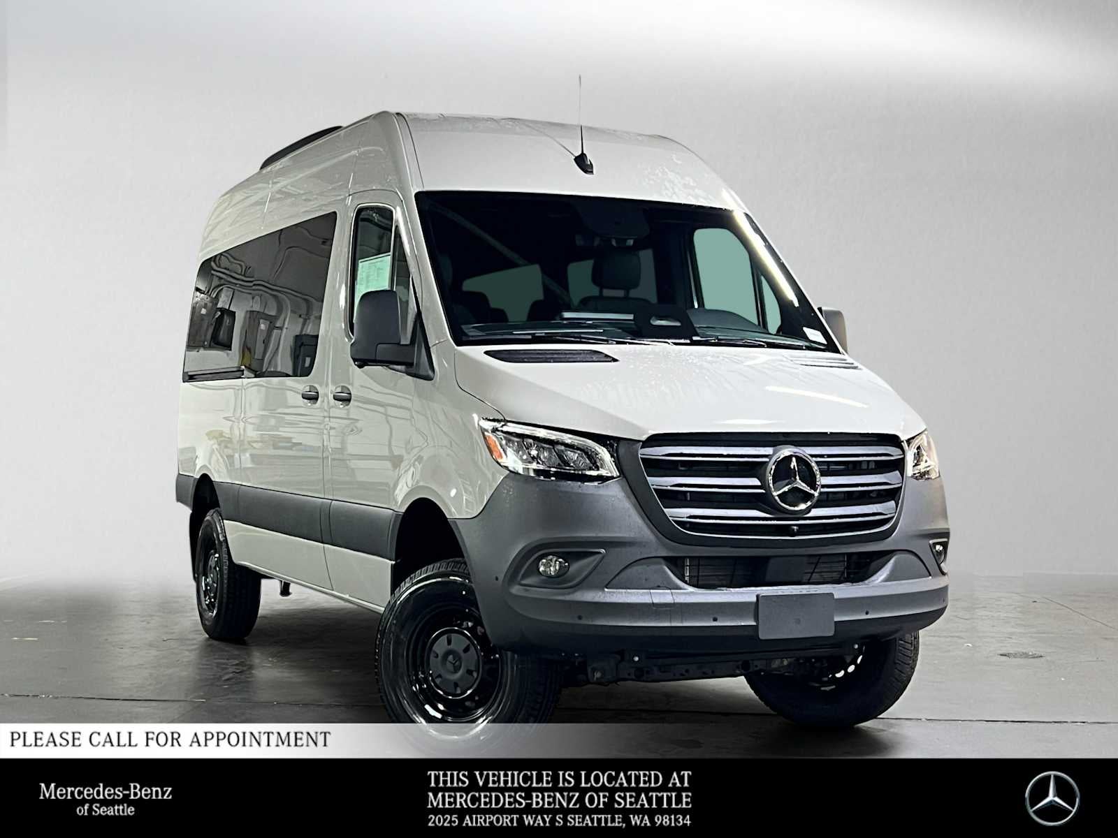 2026 Mercedes-Benz Sprinter Passenger Van 2500 Standard Roof I4 Diesel HO 144 AWD