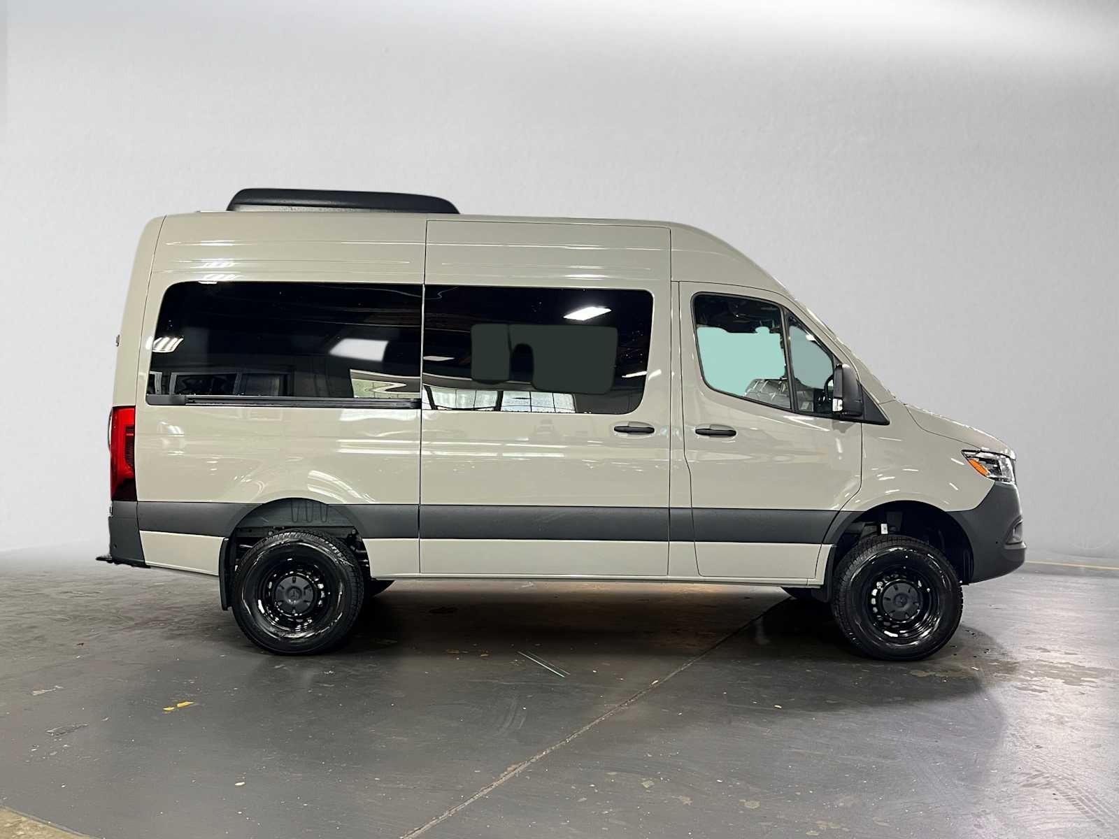 2026 Mercedes-Benz Sprinter Passenger Van 2500 Standard Roof I4 Diesel HO 144 AWD