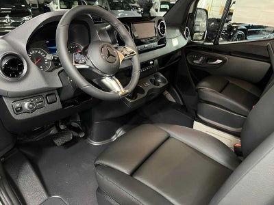2026 Mercedes-Benz Sprinter Passenger Van 2500 Standard Roof I4 Diesel HO 144 AWD