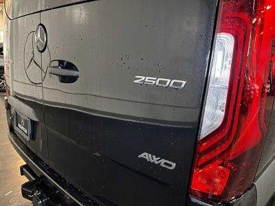 2026 Mercedes-Benz Sprinter Passenger Van 2500 Standard Roof I4 Diesel HO 144 AWD