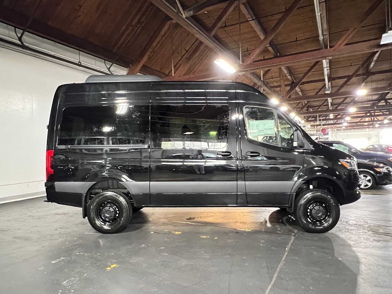 2026 Mercedes-Benz Sprinter Passenger Van 2500 Standard Roof I4 Diesel HO 144 AWD