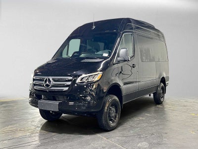 2026 Mercedes-Benz Sprinter Passenger Van 2500 Standard Roof I4 Diesel HO 144 AWD