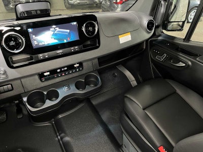 2026 Mercedes-Benz Sprinter Passenger Van 2500 Standard Roof I4 Diesel HO 144 AWD