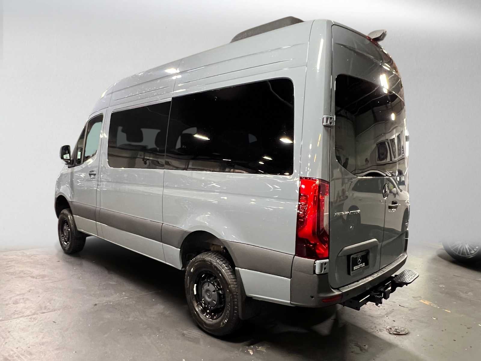 2026 Mercedes-Benz Sprinter Passenger Van 2500 Standard Roof I4 Diesel HO 144 AWD