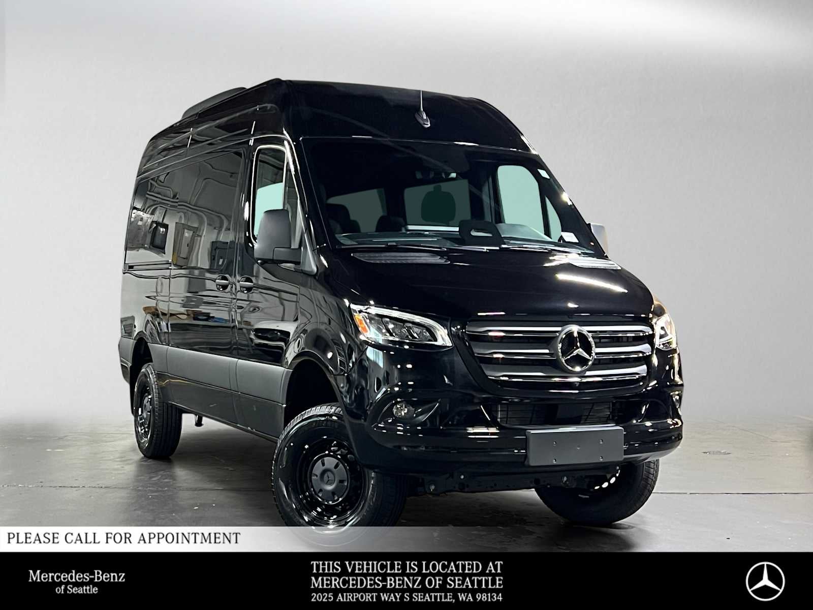 2026 Mercedes-Benz Sprinter Passenger Van 2500 Standard Roof I4 Diesel HO 144 AWD