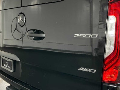 2026 Mercedes-Benz Sprinter Passenger Van 2500 Standard Roof I4 Diesel HO 144 AWD