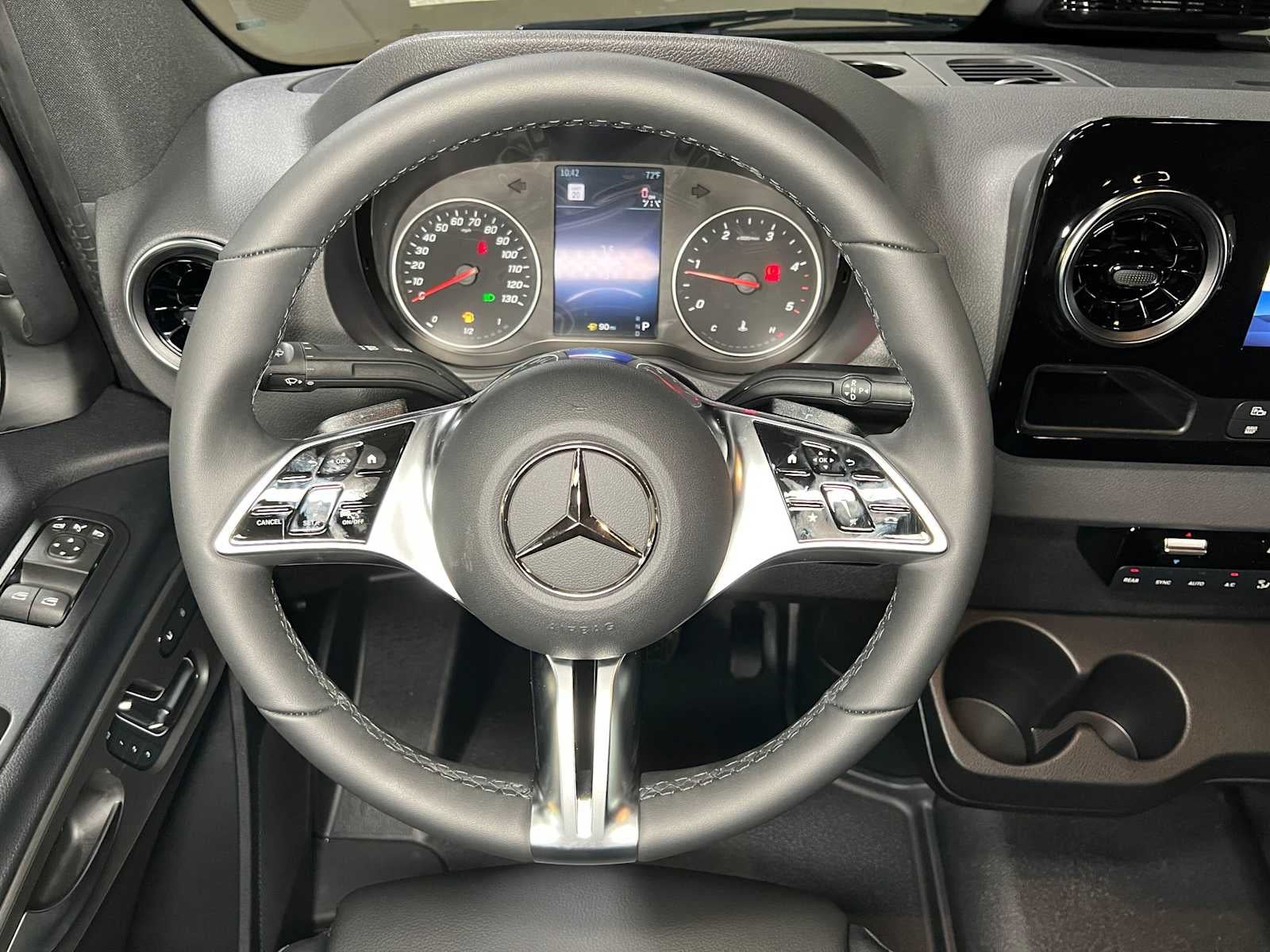 2026 Mercedes-Benz Sprinter Passenger Van 2500 Standard Roof I4 Diesel HO 144 AWD