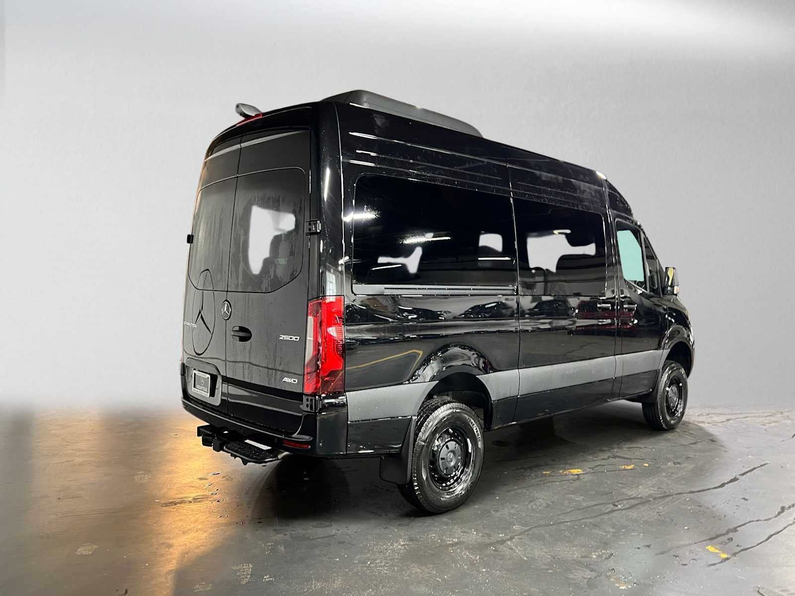2026 Mercedes-Benz Sprinter Passenger Van 2500 Standard Roof I4 Diesel HO 144 AWD