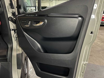 2026 Mercedes-Benz Sprinter Passenger Van 2500 Standard Roof I4 Diesel HO 144 AWD
