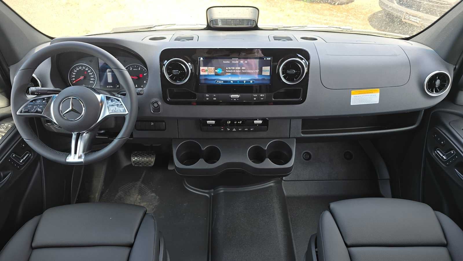 2026 Mercedes-Benz Sprinter 2500 Standard Roof I4 Diesel HO 144 AWD
