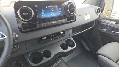 2026 Mercedes-Benz Sprinter 2500 Standard Roof I4 Diesel HO 144 AWD