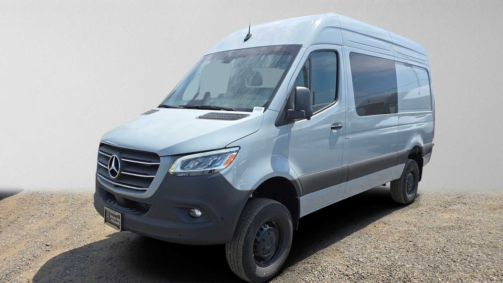 2026 Mercedes-Benz Sprinter 2500 Standard Roof I4 Diesel HO 144 AWD
