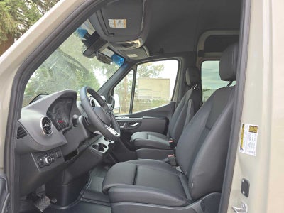 2026 Mercedes-Benz Sprinter 2500 Standard Roof I4 Diesel HO 144 AWD