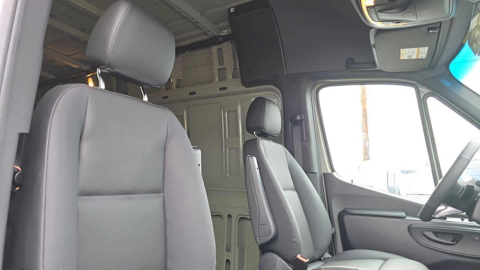 2026 Mercedes-Benz Sprinter 2500 Standard Roof I4 Diesel HO 144" AWD