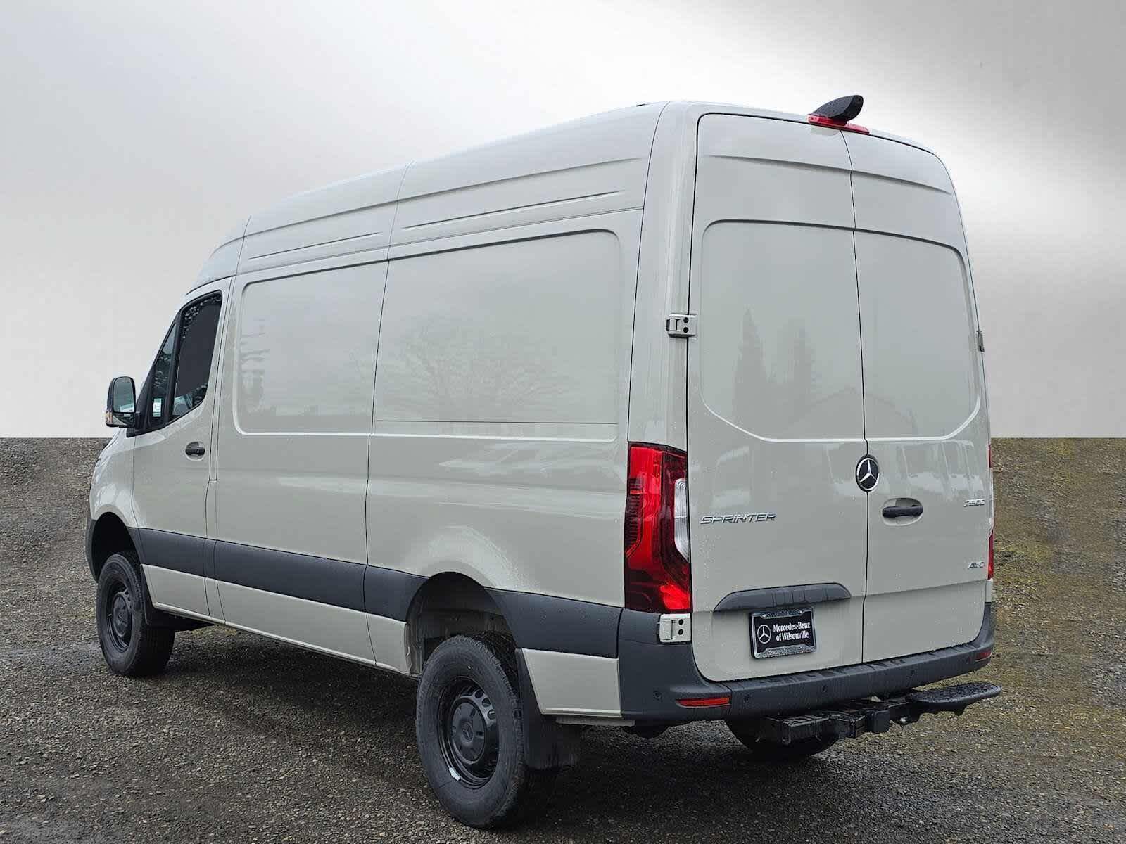 2026 Mercedes-Benz Sprinter 2500 Standard Roof I4 Diesel HO 144" AWD