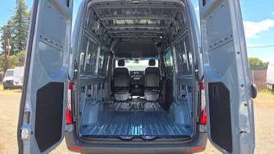2026 Mercedes-Benz Sprinter 2500 Standard Roof I4 Diesel HO 144 AWD