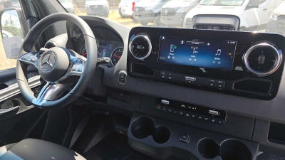 2026 Mercedes-Benz Sprinter 2500 Standard Roof I4 Diesel HO 144 AWD