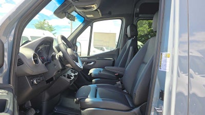 2026 Mercedes-Benz Sprinter 2500 Standard Roof I4 Diesel HO 144 AWD