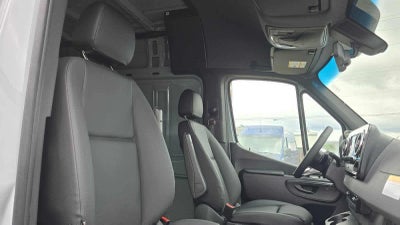 2026 Mercedes-Benz Sprinter 2500 Standard Roof I4 Diesel HO 144" AWD