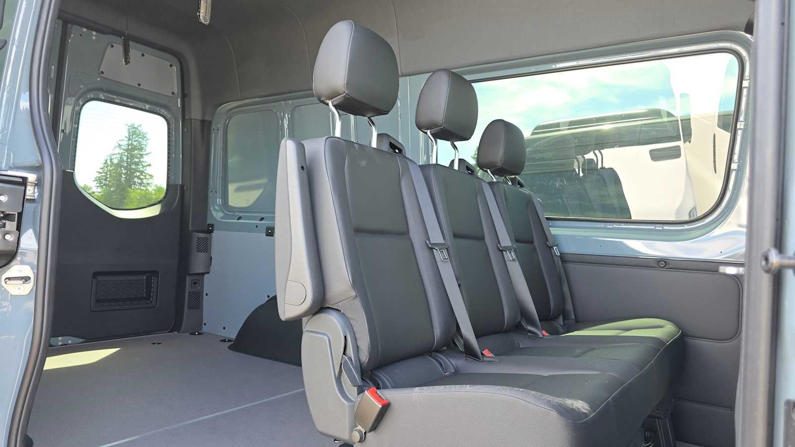2026 Mercedes-Benz Sprinter 2500 Standard Roof I4 Diesel HO 144 AWD