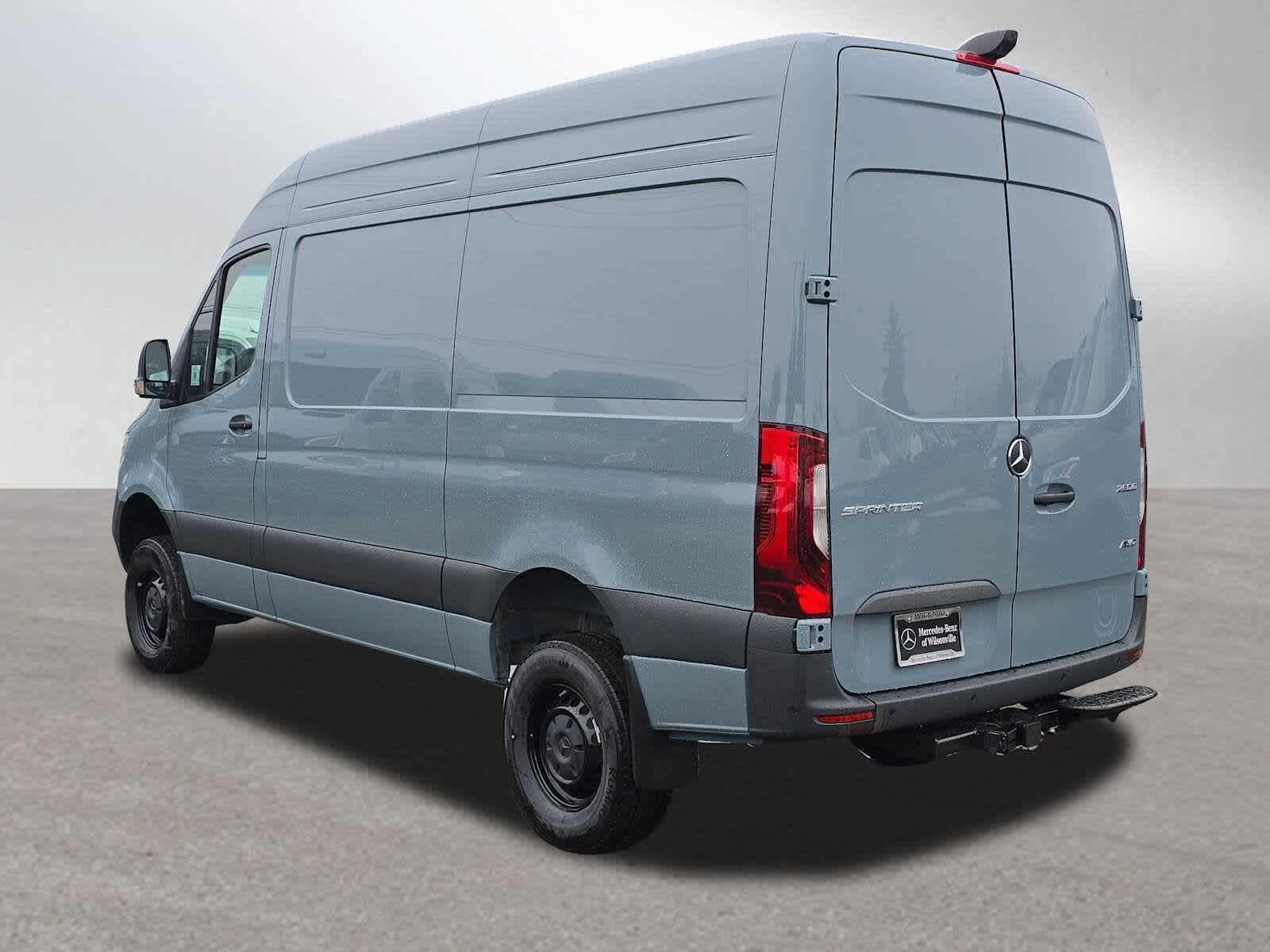 2026 Mercedes-Benz Sprinter 2500 Standard Roof I4 Diesel HO 144" AWD